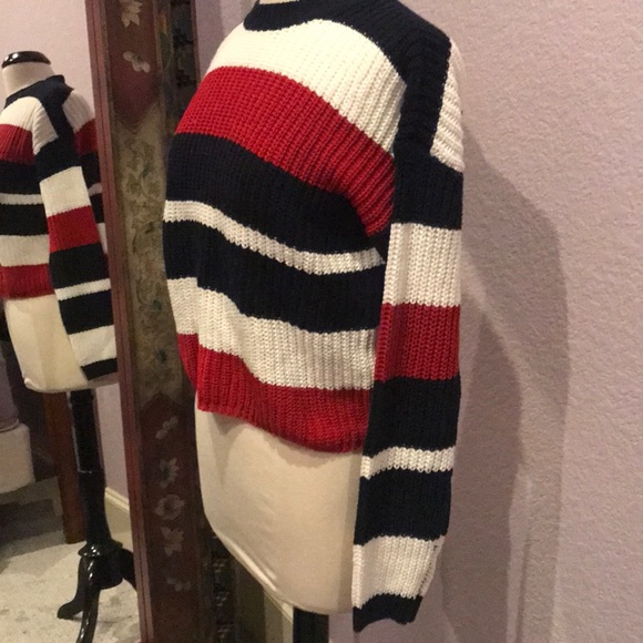 NWOT Sweater - Picture 2 of 8